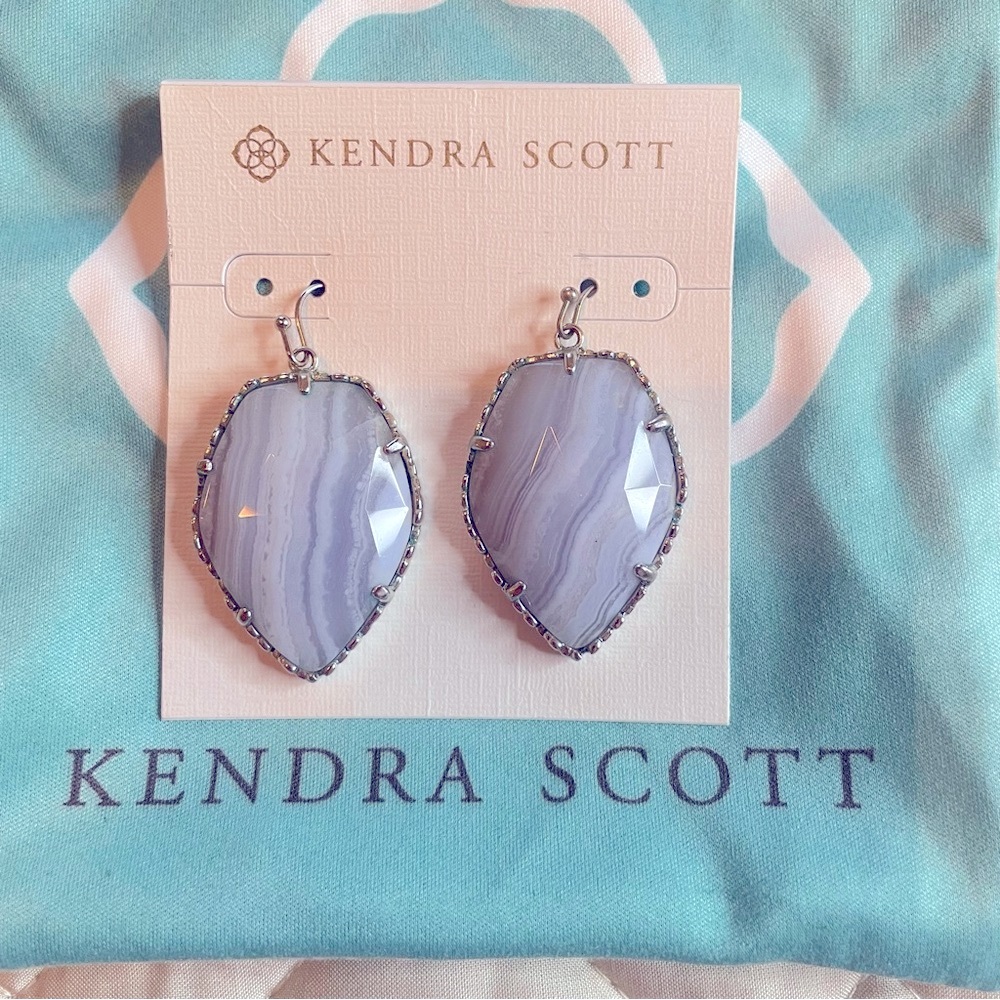 NWOT Kendra Scott Corley Blue Lace Agate Earrings